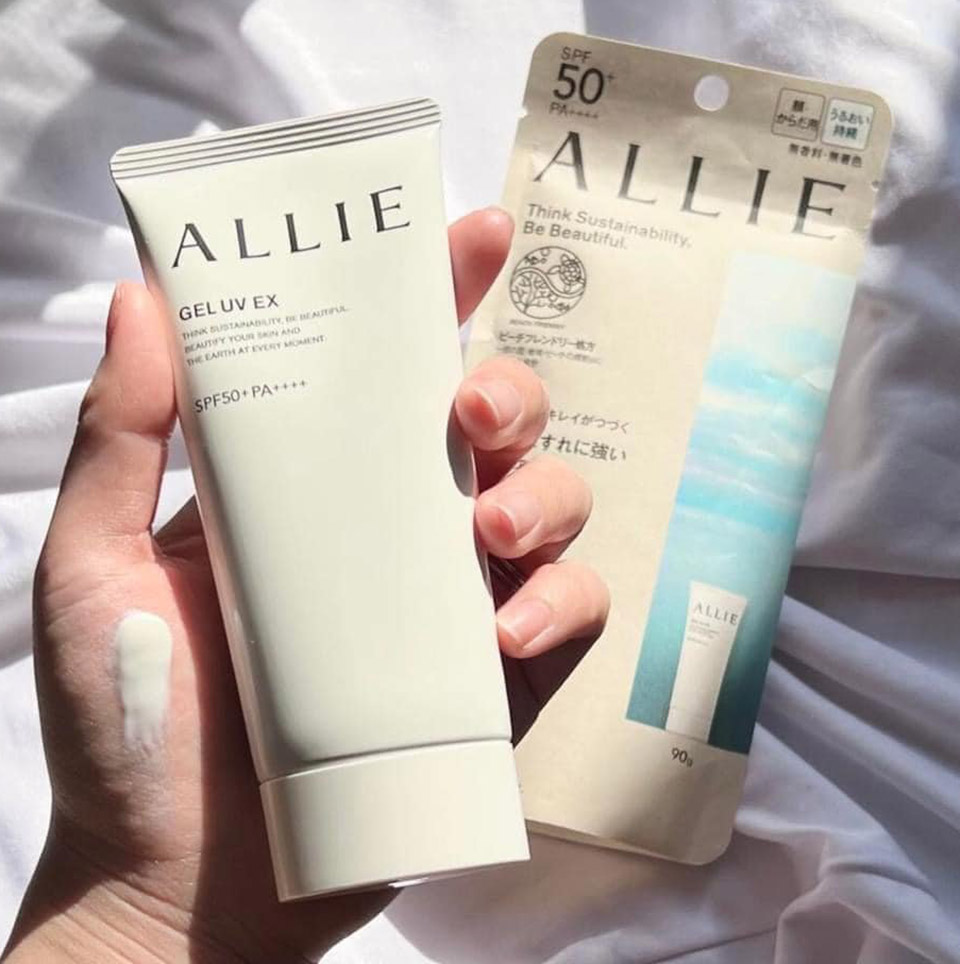 Kem chống nắng Allie SPF50+ PA++++ Be beautiful beach friendly gel uv ex 90g 