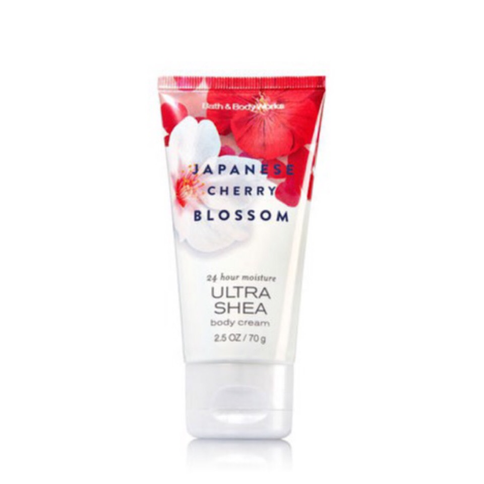 Kem dưỡng thể Bath & Body Works Japanese Cherry Blossom 