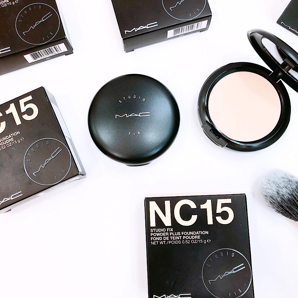 PHẤN PHỦ MAC STUDIO FIX POWDER PLUS FOUNDATION NC15