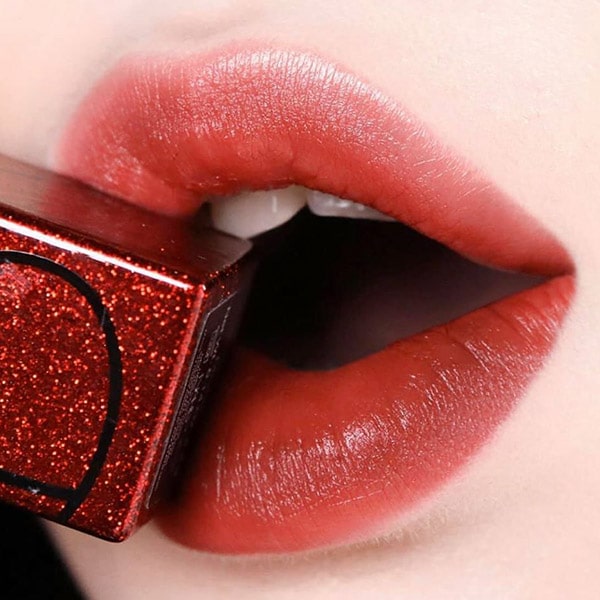 Son Nars Audacious Limited Lipstick 
