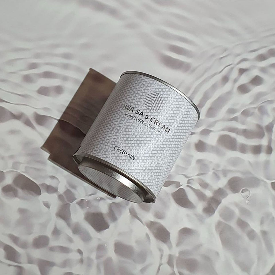 Kem dưỡng cá hồi Hwa SA a Cream nâng tông (ban ngày)