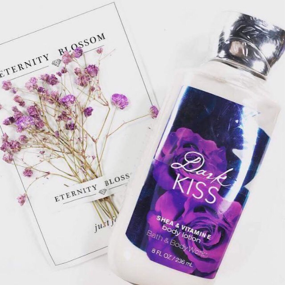 Sữa dưỡng thể Bath & Body Works Dark Kiss Shea & Vitamin E Body Lotion